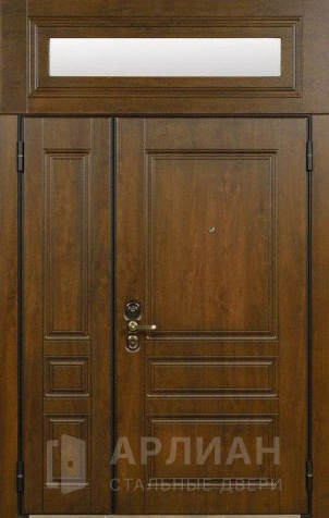 Фото «Высокая входная дверь с фрамугой наверху орех №6»